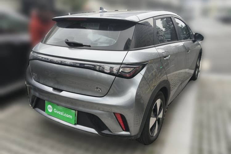 Used BYD Dolphin 2023 420 km Fashion Edition
