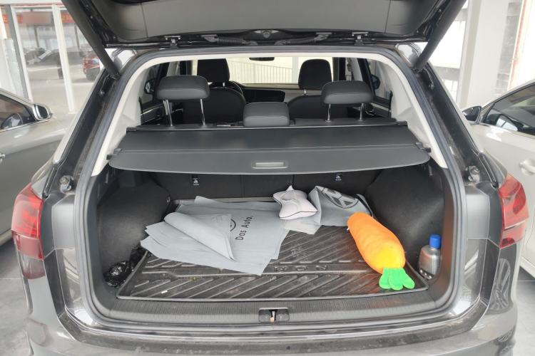 Used Volkswagen Tayron 2022 330TSI Two-Wheel Drive Luxury Smart Connectivity Version