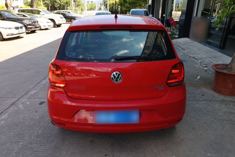 Used Volkswagen Polo 2016 1.6L Automatic Comfort Model
