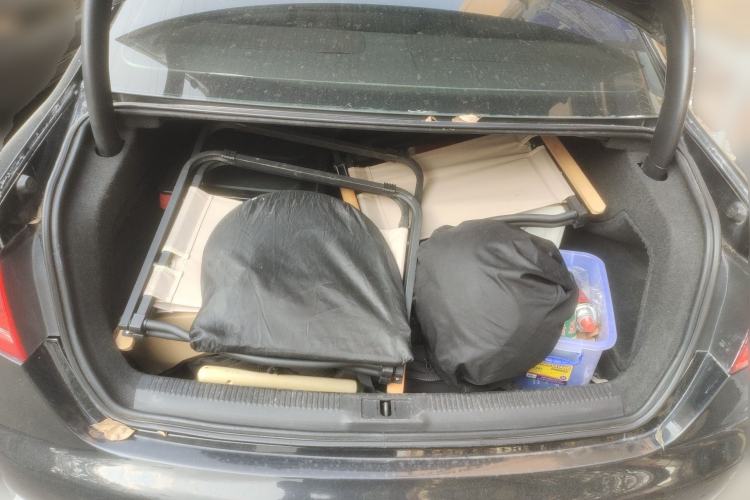 Used Audi A4L 2011 2.0 TFSI Comfort Model Trunk