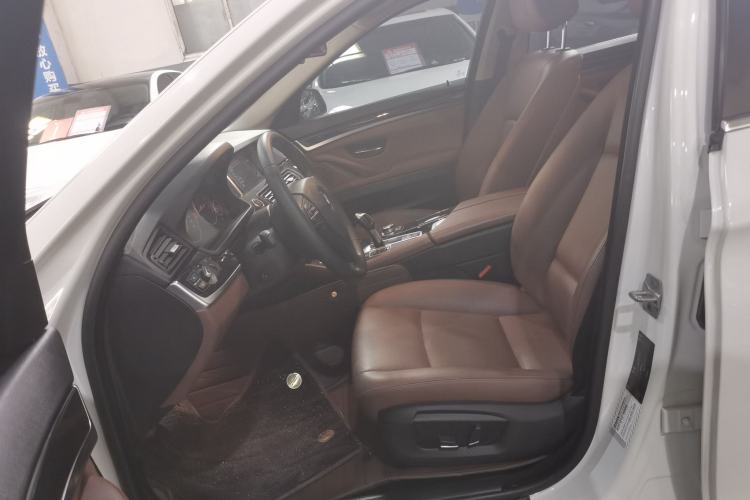 Used BMW 5 Series 2014 520Li Elegant Model