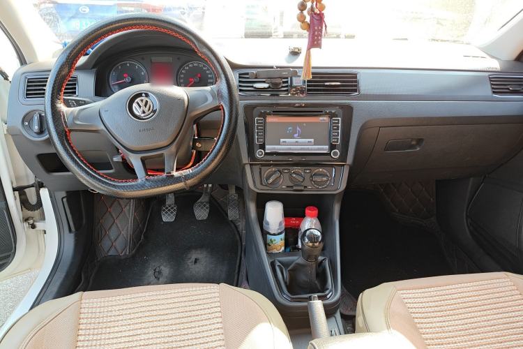 Used Volkswagen Santana 2016 1.4L Manual Fashion Edition