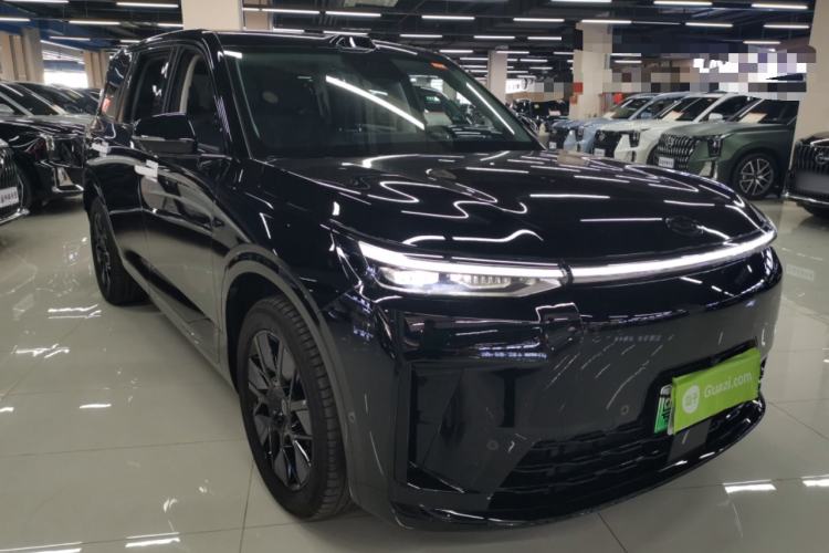 Used GAC Trumpchi S9 2025 Model Qiankun Max 5-Seater Front Right 45 Deg