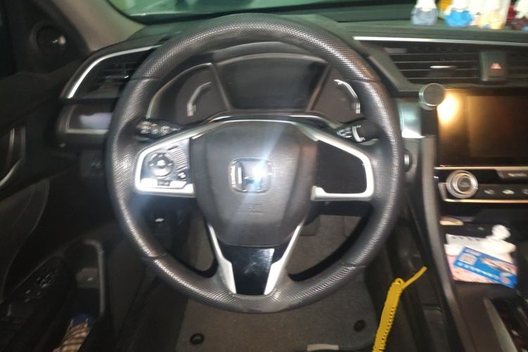 Used Honda Civic 2016 220TURBO CVT Luxury Edition Steering Wheel