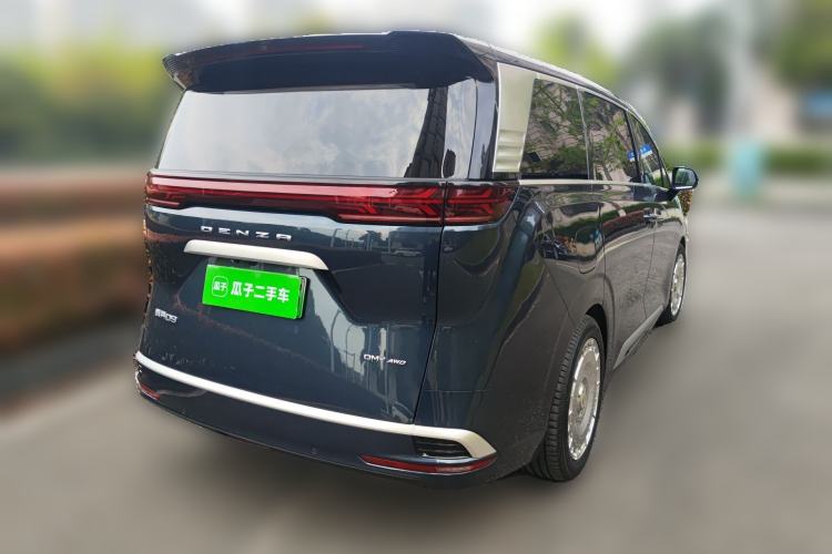 Used Denza D9 2024 DM-i 980 Four-Wheel Drive Flagship Model Rear Right 45 Deg