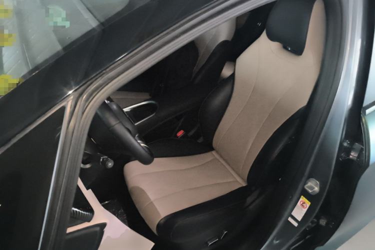 Used BYD Dolphin 2023 420 km Fashion Edition
