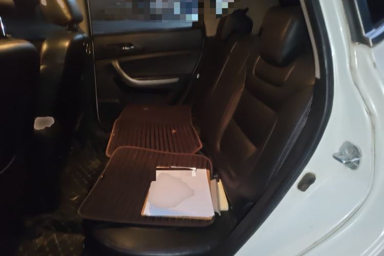 Used CHANGAN CS35 2012 1.6L Automatic Luxury Version China IV Standard
