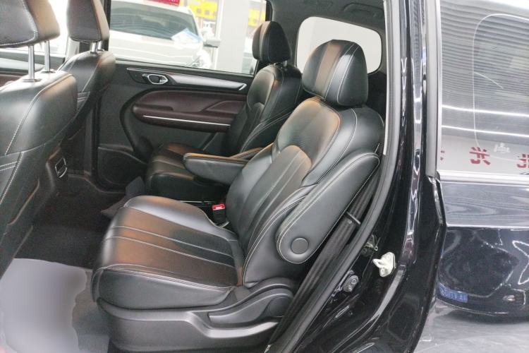 Used GAC Trumpchi M6 2023 PRO 270T DCT Luxury Edition
