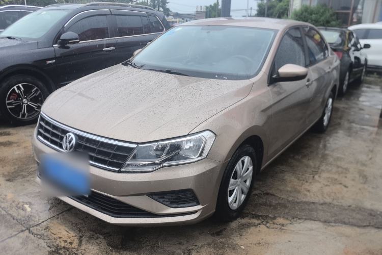 Used Volkswagen Jetta 2017 1.5L Manual Fashion Edition