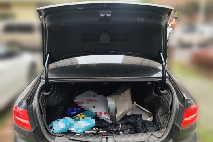 Used Volkswagen Magotan 2018 330TSI DSG Advanced Model Trunk