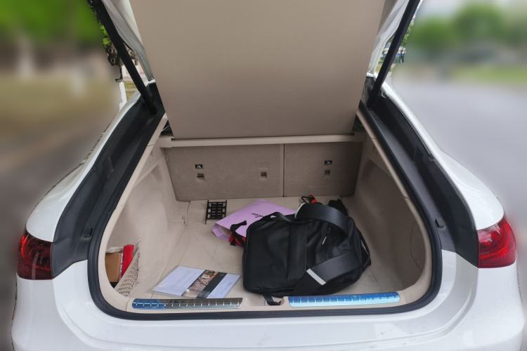 Used Mercedes-Benz EQS 2022 450+ Pioneer Edition Trunk