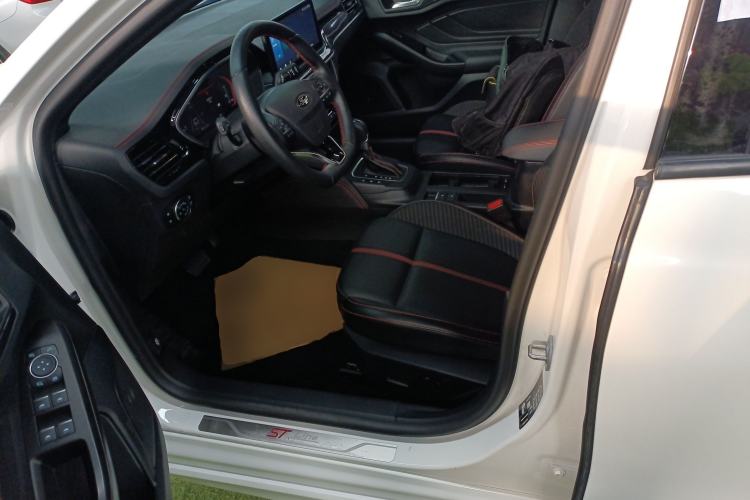 Used Ford Focus 2022 Hatchback EcoBoost 180 Automatic ST Line
