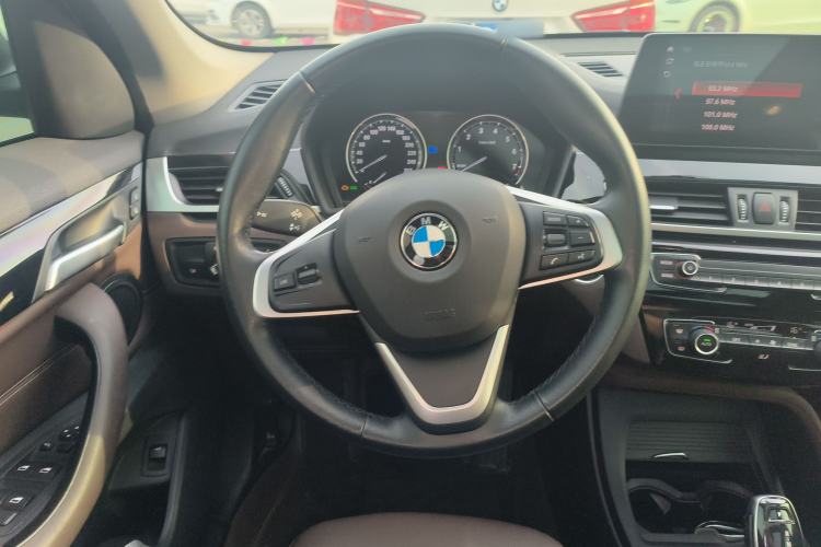 Used BMW X1 2020 sDrive25Li Leading Model Steering Wheel