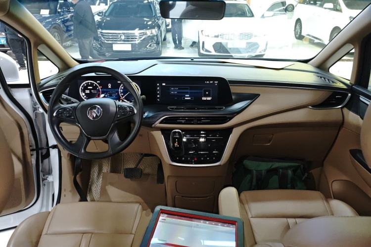 Used Buick GL8 2021 ES Land Cruiser 653T Luxury Edition