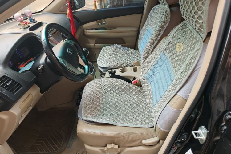 Used BYD S6 2012 2.4L Automatic Luxury Edition
