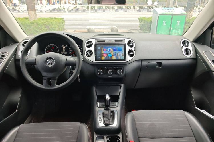 Used Volkswagen Tiguan L 2016 280TSI Automatic Two-Wheel-Drive Silk Road Style Edition
