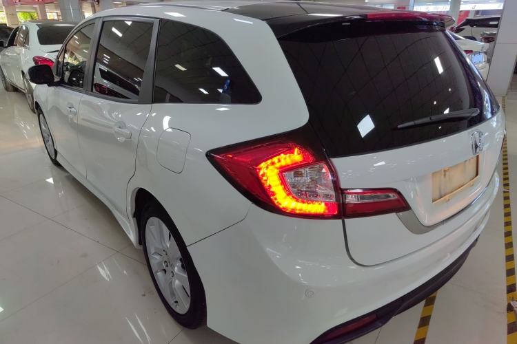 Used Honda Jade 2016 1.8L Automatic Comfort Elite Version 5 Seats Exterior 2