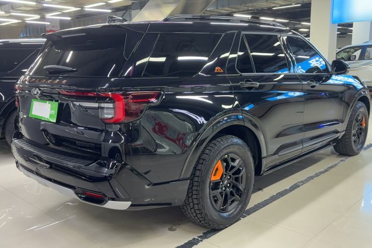 Used Ford Explorer 2024 2.3T EcoBoost Kunlun Peak Edition 7-Seater
