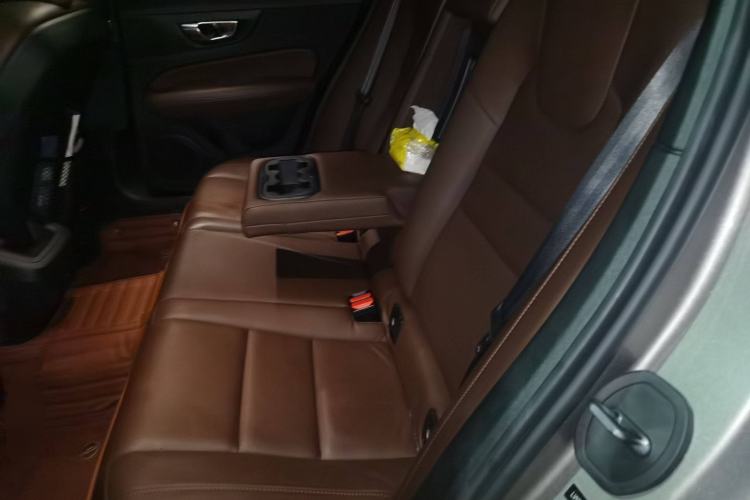 Used Volvo S60 2022 B4 Zhiyi Luxury Edition