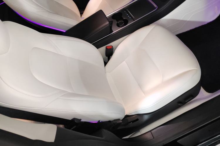 Used Tesla Model 3 2022 Performance High-Performance All-Wheel-Drive Version Right Front Seat