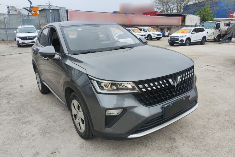 Used Wuling Alvez 2022 1.5L Manual Free-Style Model Front Right 45 Deg