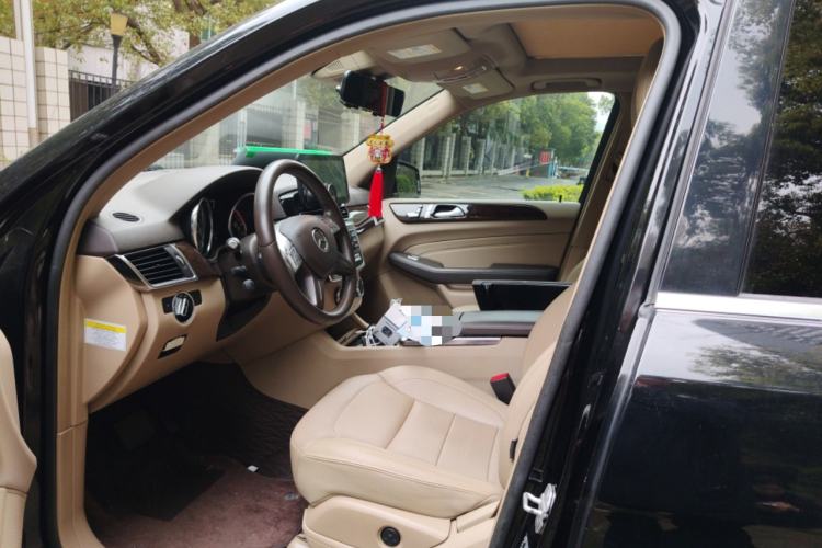 Used Mercedes-Benz M-Class 2012 ML 350 Luxury Edition Left Front Seat