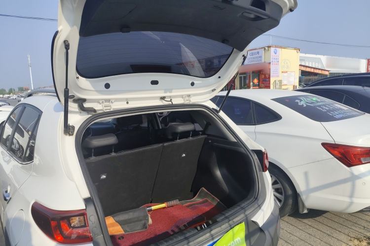 Used Kia kx1 Stonic 2021 1.4L CVT Fun Edition Trunk