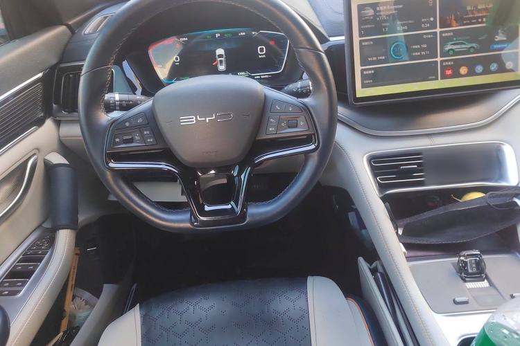 Used BYD Song PLUS New Energy 2023 Champion Edition DM-i 110KM Flagship Model
