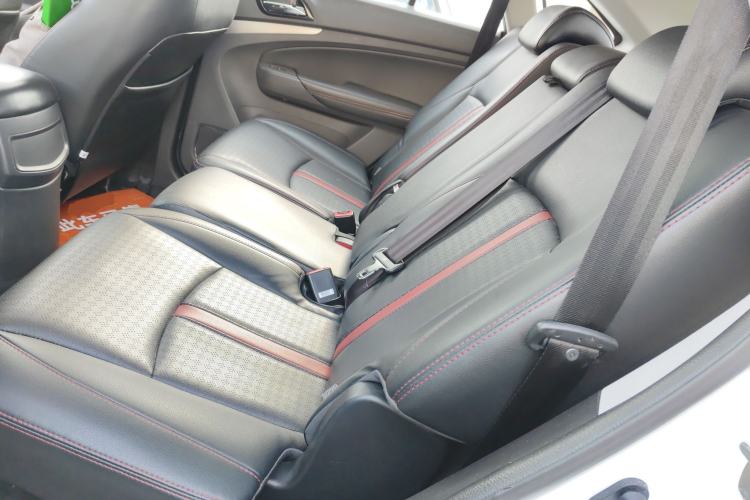 Used BYD S7 2015 2.0T Automatic Prestige Model