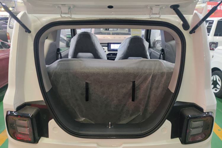 Used Geely Galaxy Panda 2025 210 km – Yuanqi Bear