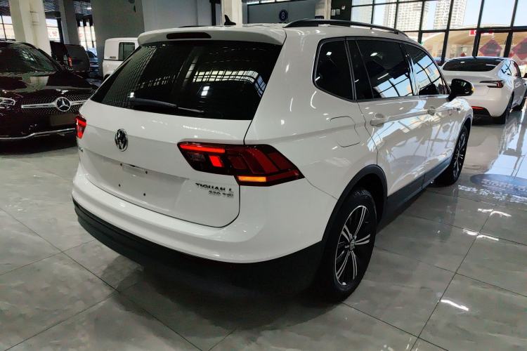 Used Volkswagen Tiguan L 2020 330TSI Automatic Two-Wheel Drive Luxury Edition China VI Standard
