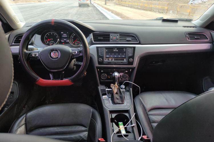 Used Volkswagen Lamando 2015 280TSI DSG Comfort Edition
