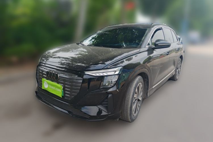 Used Audi Q5 e-tron 2022 40 e-tron Starlight Edition Mech Kit