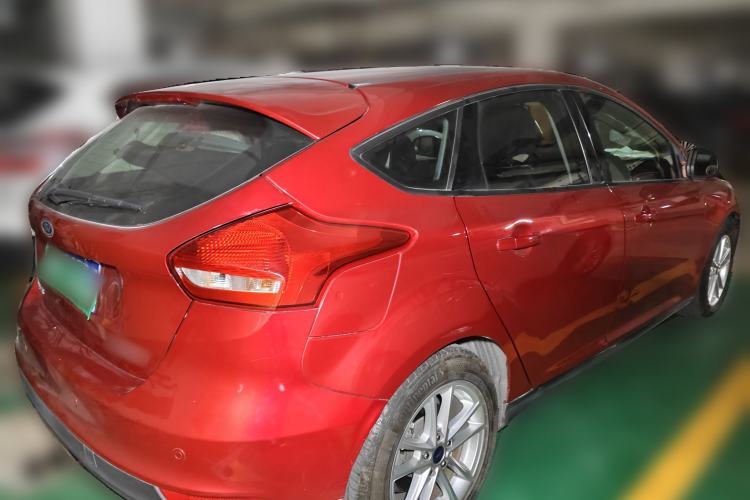 Used Ford Focus 2015 Hatchback 1.6L Automatic Fashion Edition
