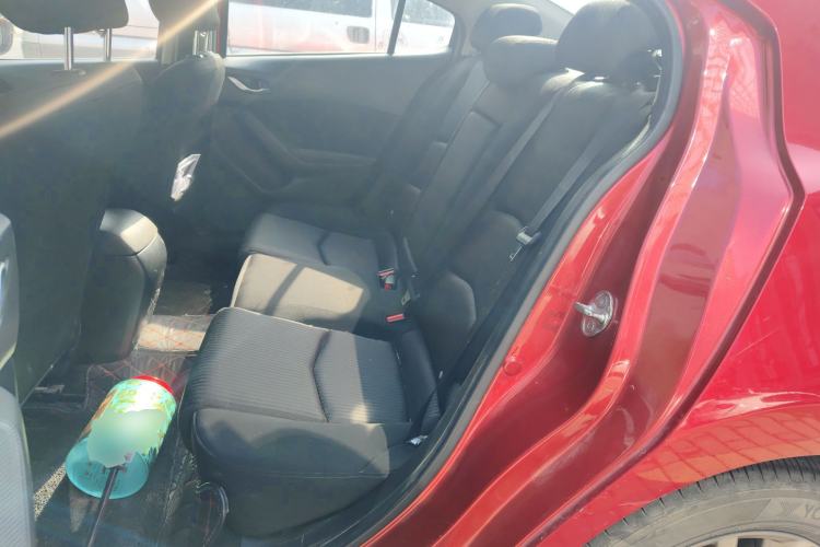 Used Mazda Mazda 3 Axela 2016 Sedan 1.5L Automatic Comfort Model