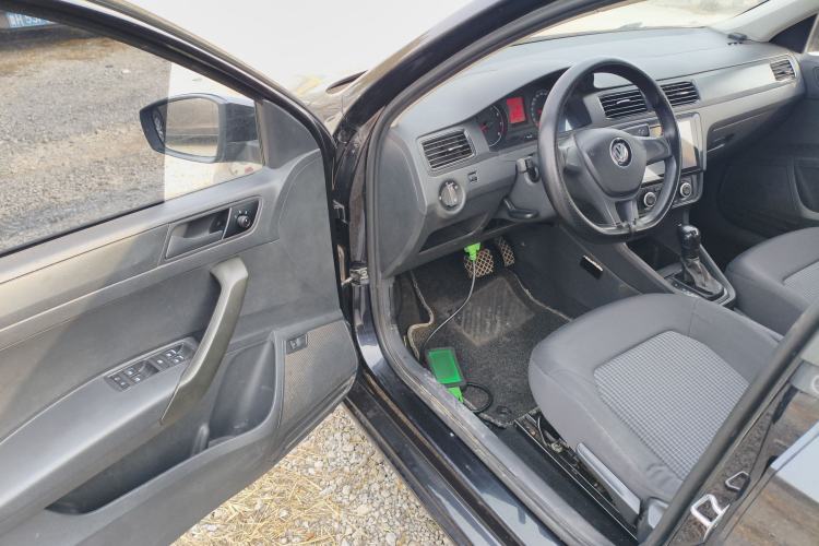 Used Volkswagen Santana 2016 1.6L Automatic Fashion Edition