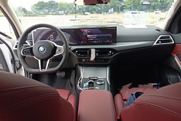 Used BMW i3 2026 Model, eDrive 35 L
