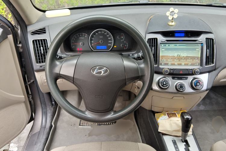 Used Hyundai Celesta 2011 1.6L Automatic Comfort Edition
