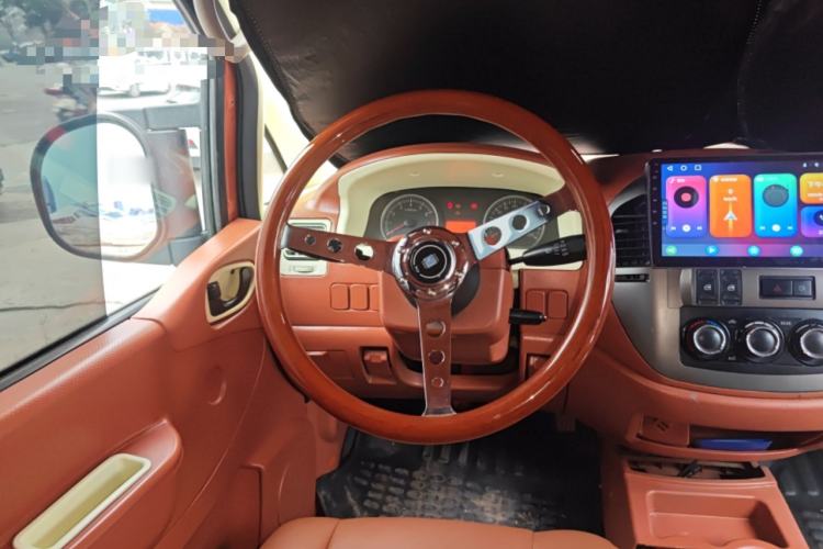 Used FORTHING Lingzhi 2013 M3 1.6L 7-Seater Comfort Model Steering Wheel