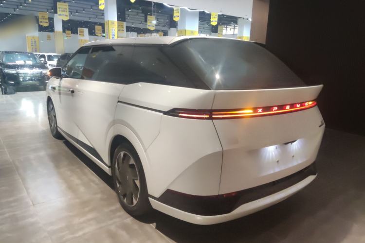 Used XPeng X9 2024 640 All-Wheel Drive High-Performance Max
