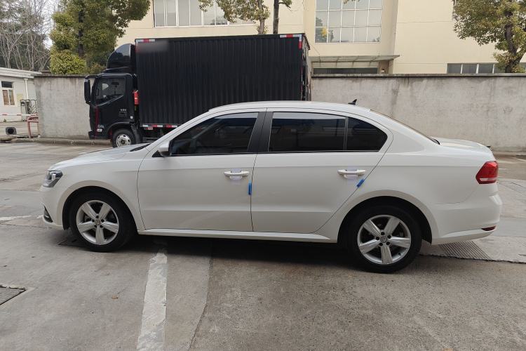 Used Volkswagen Lavida 2017 1.6L Automatic Fashion Edition
