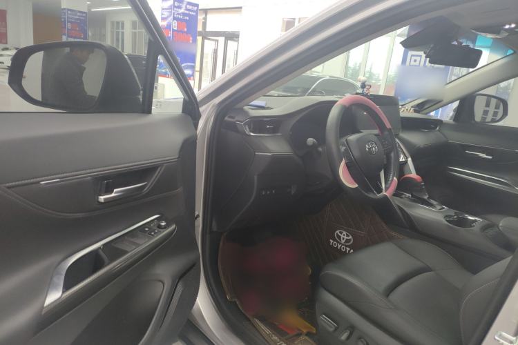 Used Toyota Venza 2023 2.0L CVT Two-Wheel Drive Prestige Version Driver Seat