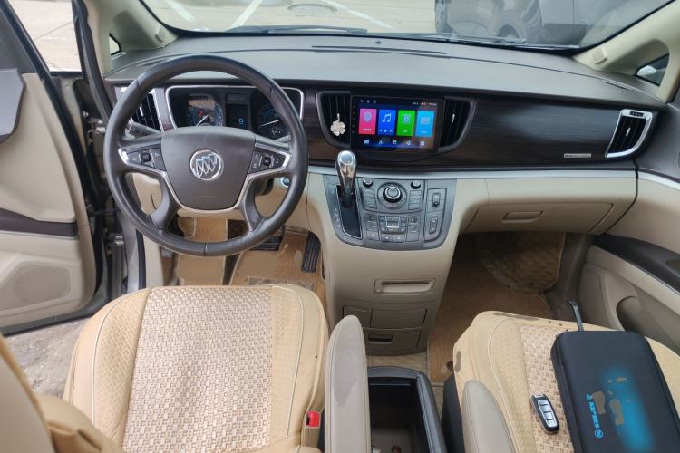 Used Buick GL8 2011 3.0L GT Luxury Business Haoya Edition Center Console