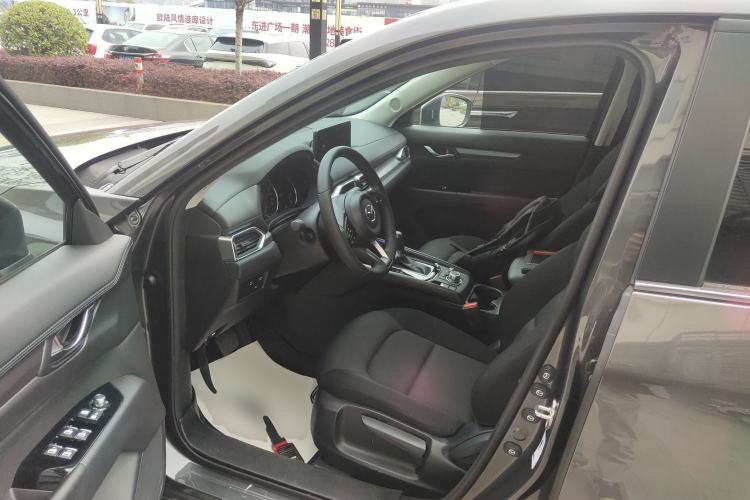 Used Mazda CX-5 2024 2.0L Automatic Two-Wheel Drive ZhiShang Version
