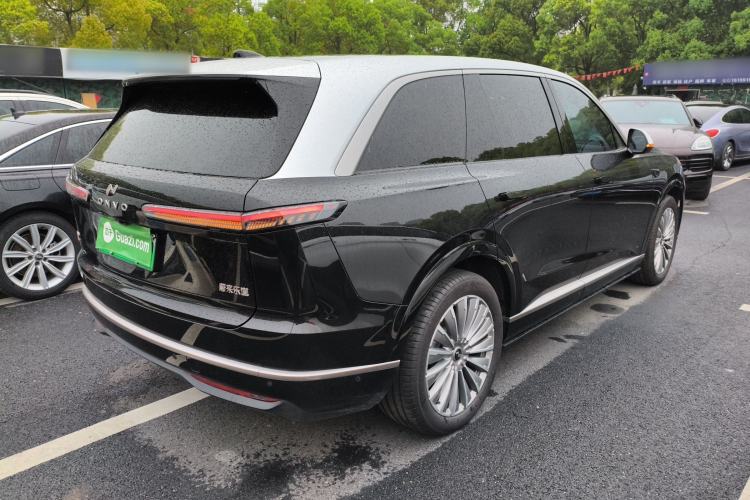 Used ONVO Luxeed L90 2025 Model—Ultra Six-Seater Version Rear Right 45 Deg