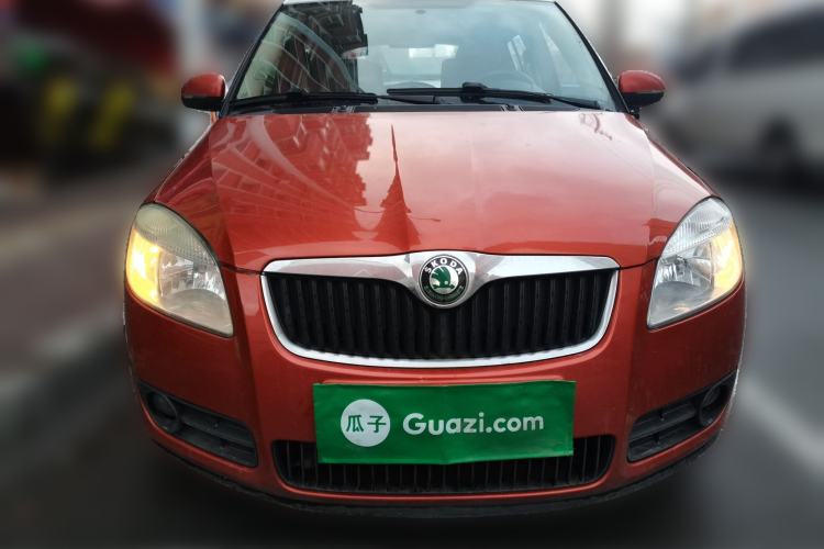 Used Skoda Fabia 2011 1.4L Automatic Crystal Edition