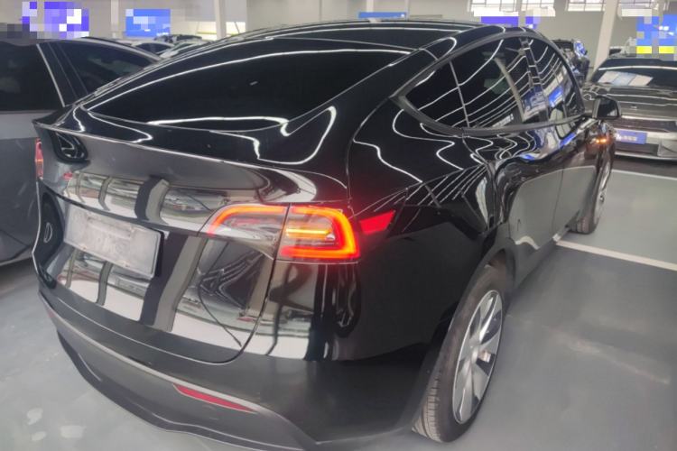 Used Tesla Model Y 2021 Standard Range Rear-Wheel Drive Version
