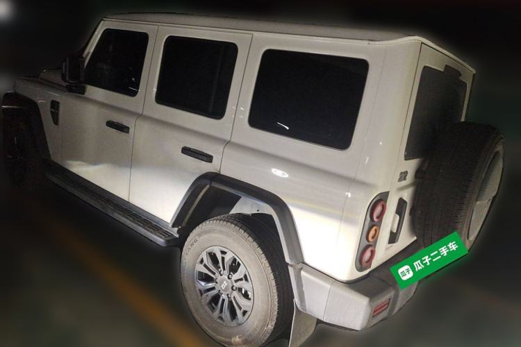 Used 212 T01 2024 2.0T Explorer
