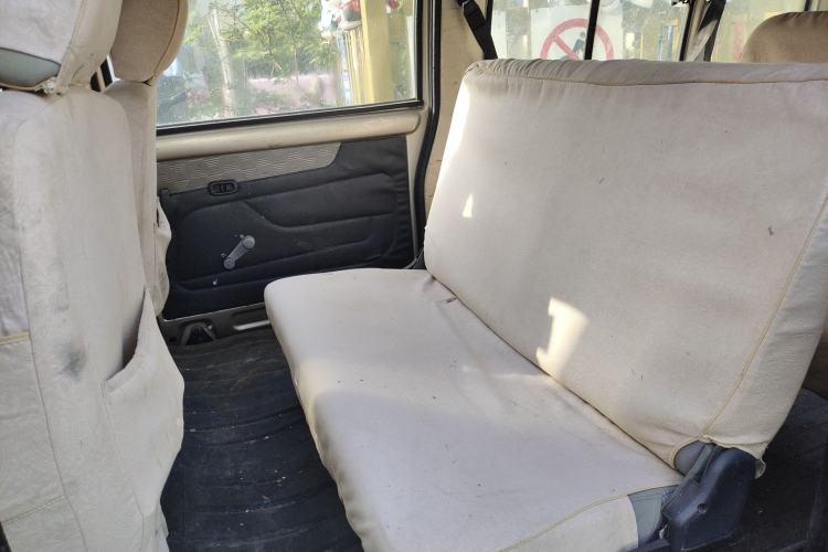 Used Wuling Rongguang 2012 1.5L Extended Standard Version Left Rear Seat