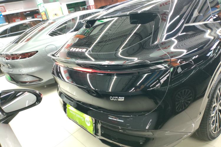 Used Zeekr 007 2025 Four-Wheel Drive Intelligent Driving Version 75 kWh
